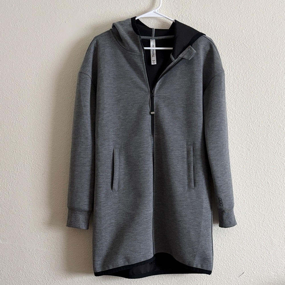 LORNA JANE open drape hooded sweater Gray Hooded Zip-Up Sz Small